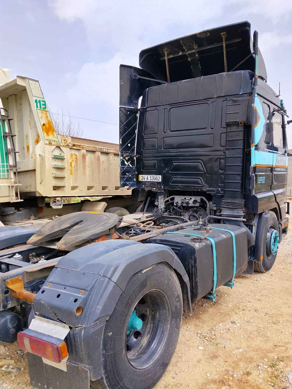 سكانيا موديل 96 مكينه فحمي كير 900 4×4 مامثبت عليها كلشي سنويه وهزه جديده وراها عربانه فلات 
الاتصال 
***********
***********
