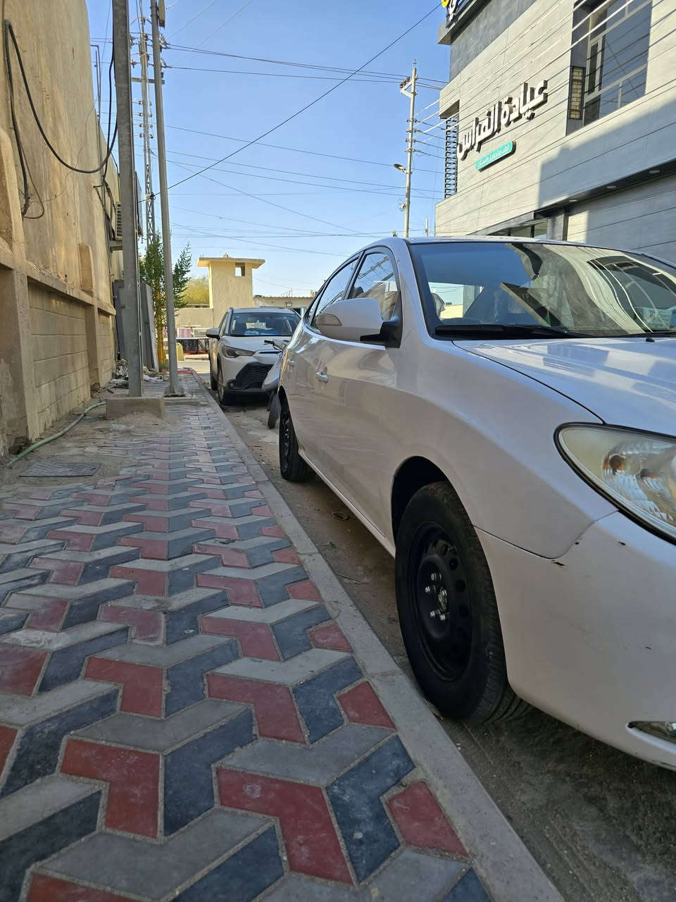 سلام عليكم انترا موديل ١١ رقم بغداد بسمي مداور ثاني يوم كير مكينه مكفولات تبريد ثلج وسونار بلمنشور مكاني ميسان سعره ١١٥وبيه مجال قليل ستفسار ***********
