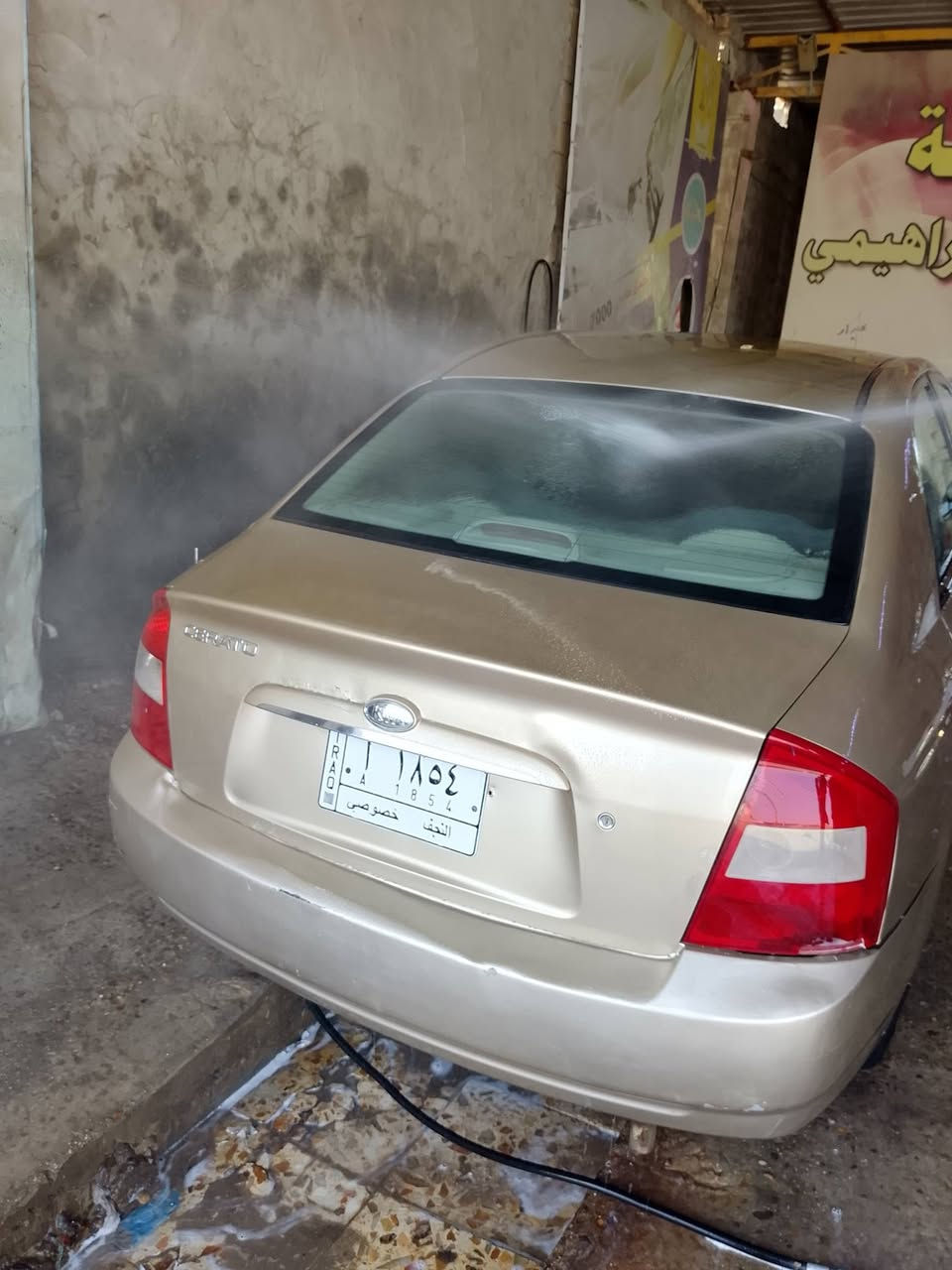 من رخصت مدير الكروب المحترم سيراتو خليجي أخت السبكترا موديل 2006 رقم نجف باسمي مكينه كير حدادية كفالة نقص تبريد فقط السعر 70 بيه مجال ***********
