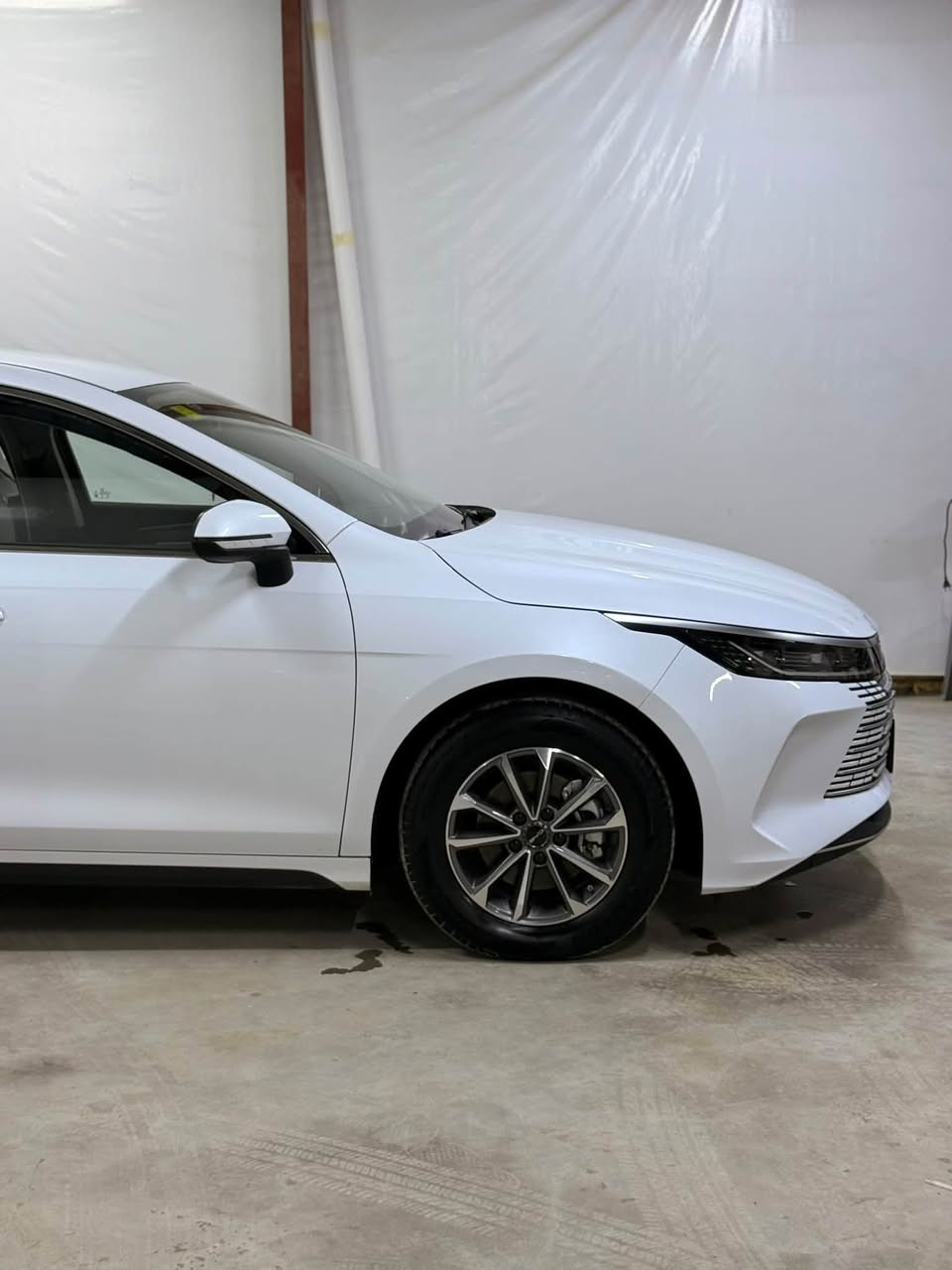 للبيع BYD دستروير موديل 2025 أم الضمان ماشية 28 الف رقم أربيل وكالة او تحويل ثاني يوم، كفالة عامة عدا بارد في باب السائق

ضمان الشركة العالمية
السعر 20 مليون وبيها مجال بسيط جداً
مكان السيارة الديوانية - حي الجزائر
للاستفسار: ***********
