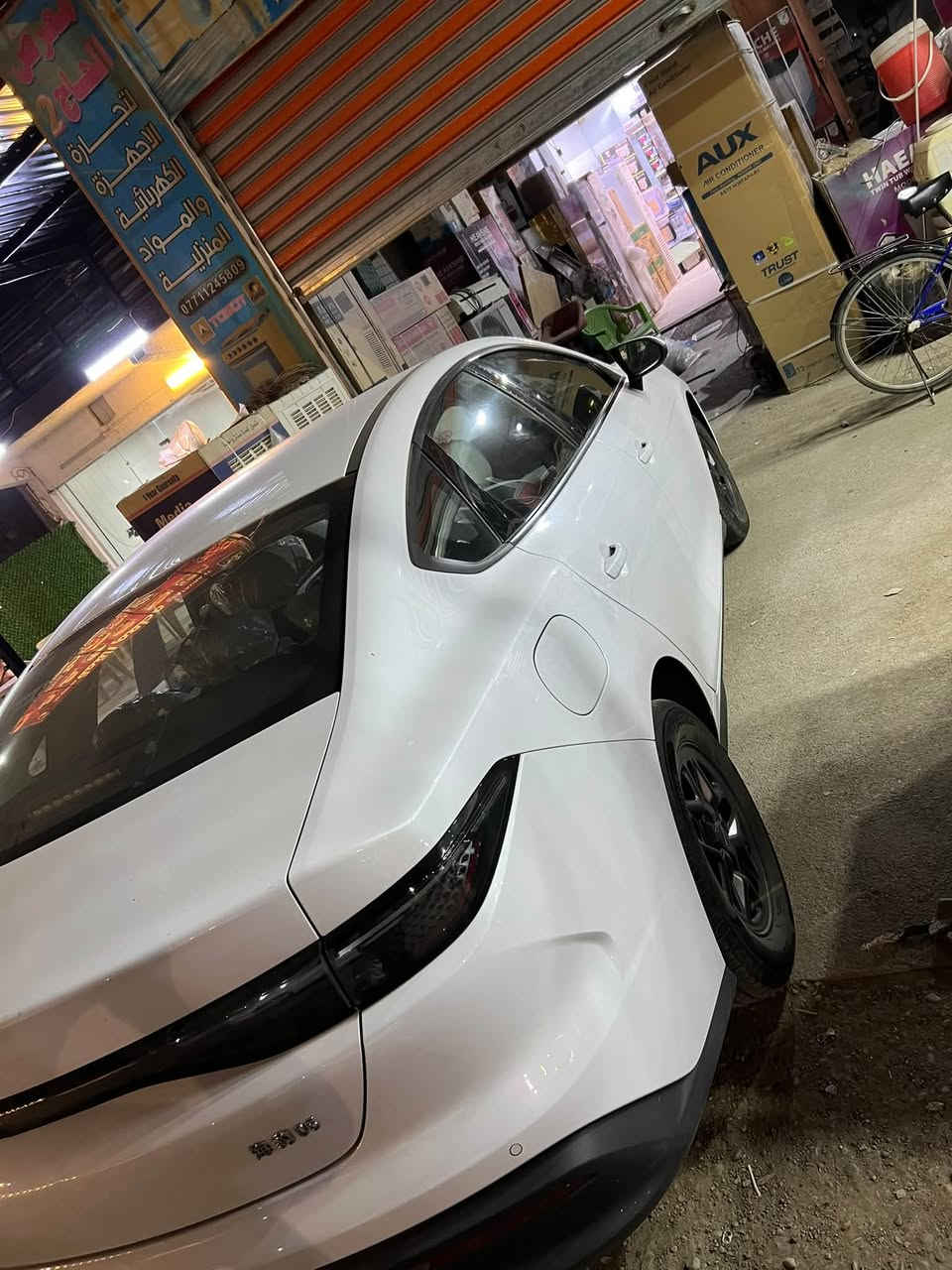 سلام عليكم للبيع بي واي دي موديل 25 ماشيه 13 الف 
بيها طخه خفيفه بالصندوك سعر 20 مليون 
تفاصيل اكثر اتصال *********** 
مكان سياره بغداد
