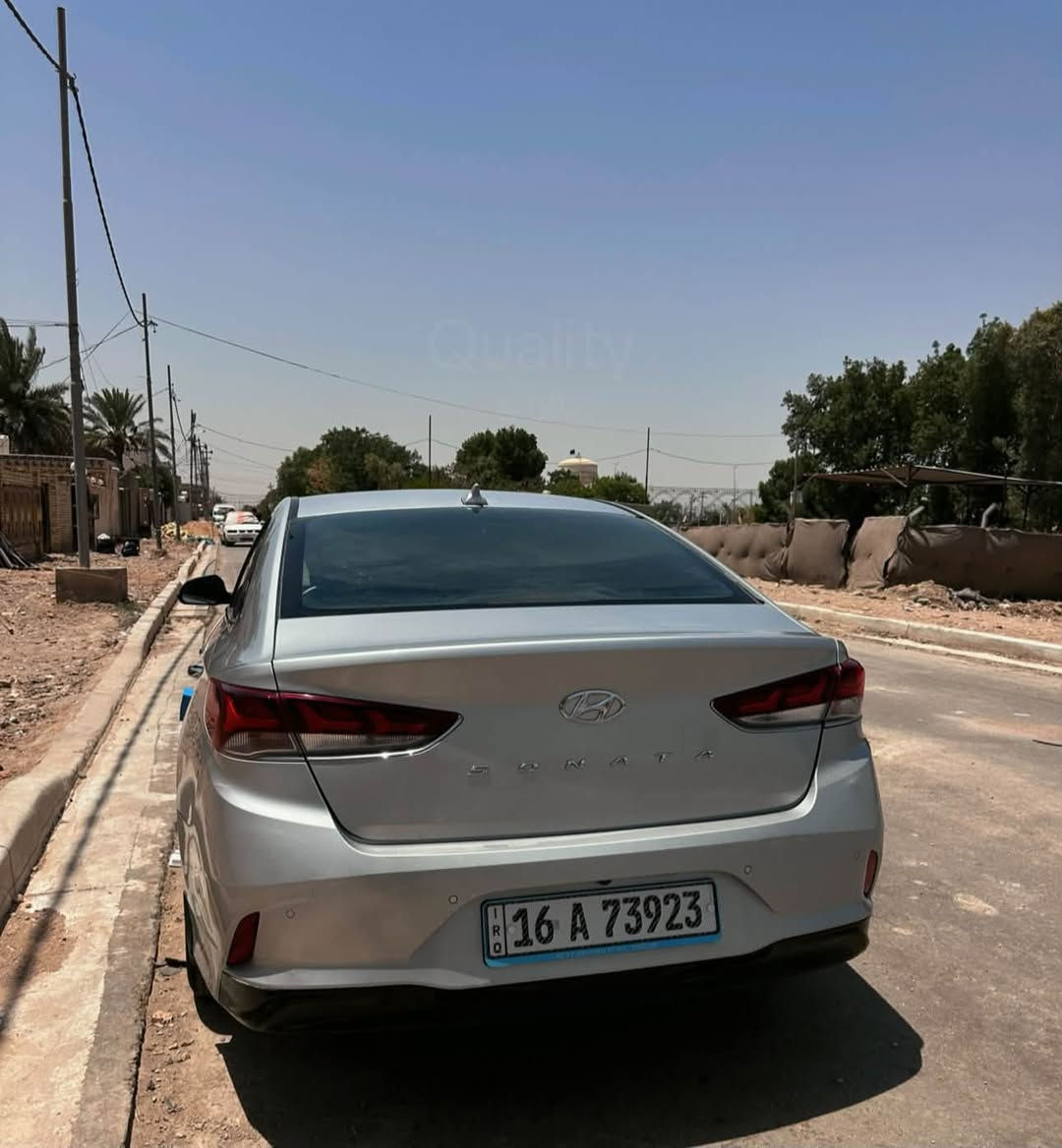 سلام عليكم 
هونداي سوناتا
موديل 2021
فول موصفات
بيه صبغ من كوريه
بسمي تحول مباشر
مكان ديوانيه
رقم قادسيه
***********
