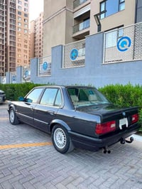 BMW/E30 وارد يابان  موديل 89  مكينه 25  كير اوتو 3 انضمه قياده  كير مك...