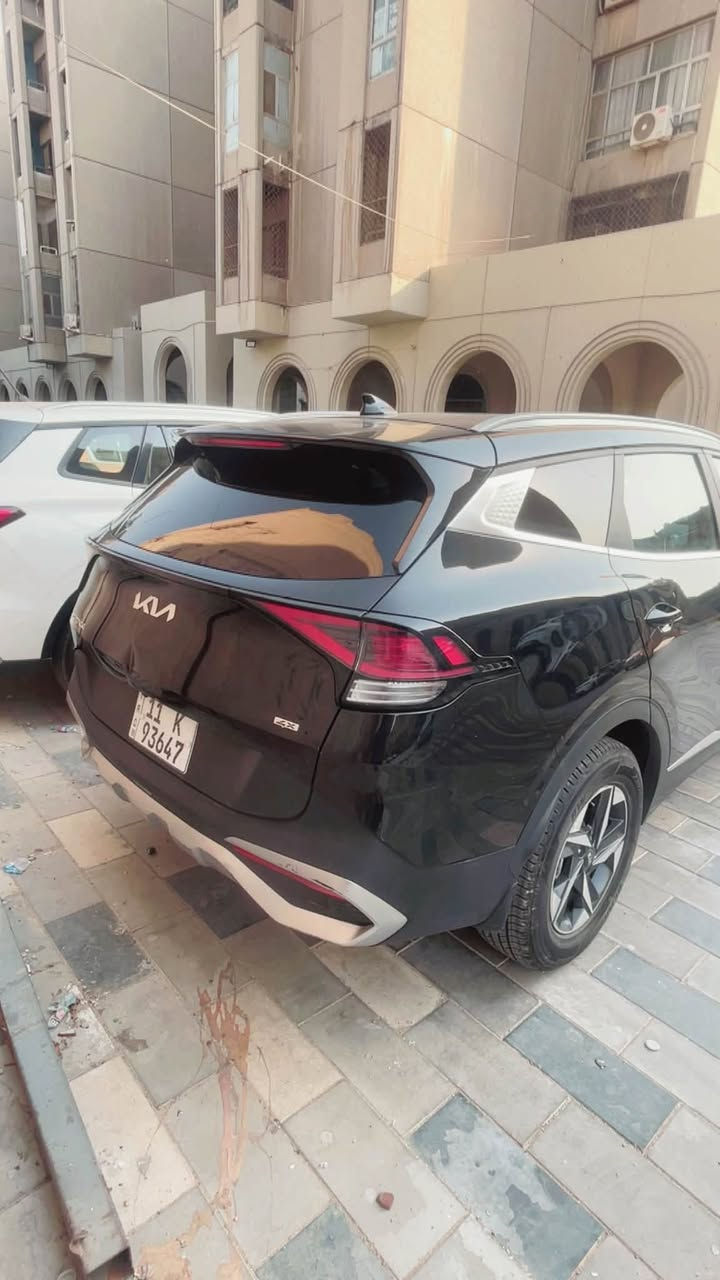 السلام عليكم
سبورتيج 2023 وارد امريكي

محرك 2500 GDI 

ماشيه 75 ميل

مواصفات 

شاشه

 تحكم ستيرن

 رادار امامي

تدفئه كشنات

أنظمة قياده

تبريد قطعتين

محرك كير مكفول

حادثها مثل ماموضح بالصور

للاستفسار الاتصال على الرقم 

***********

