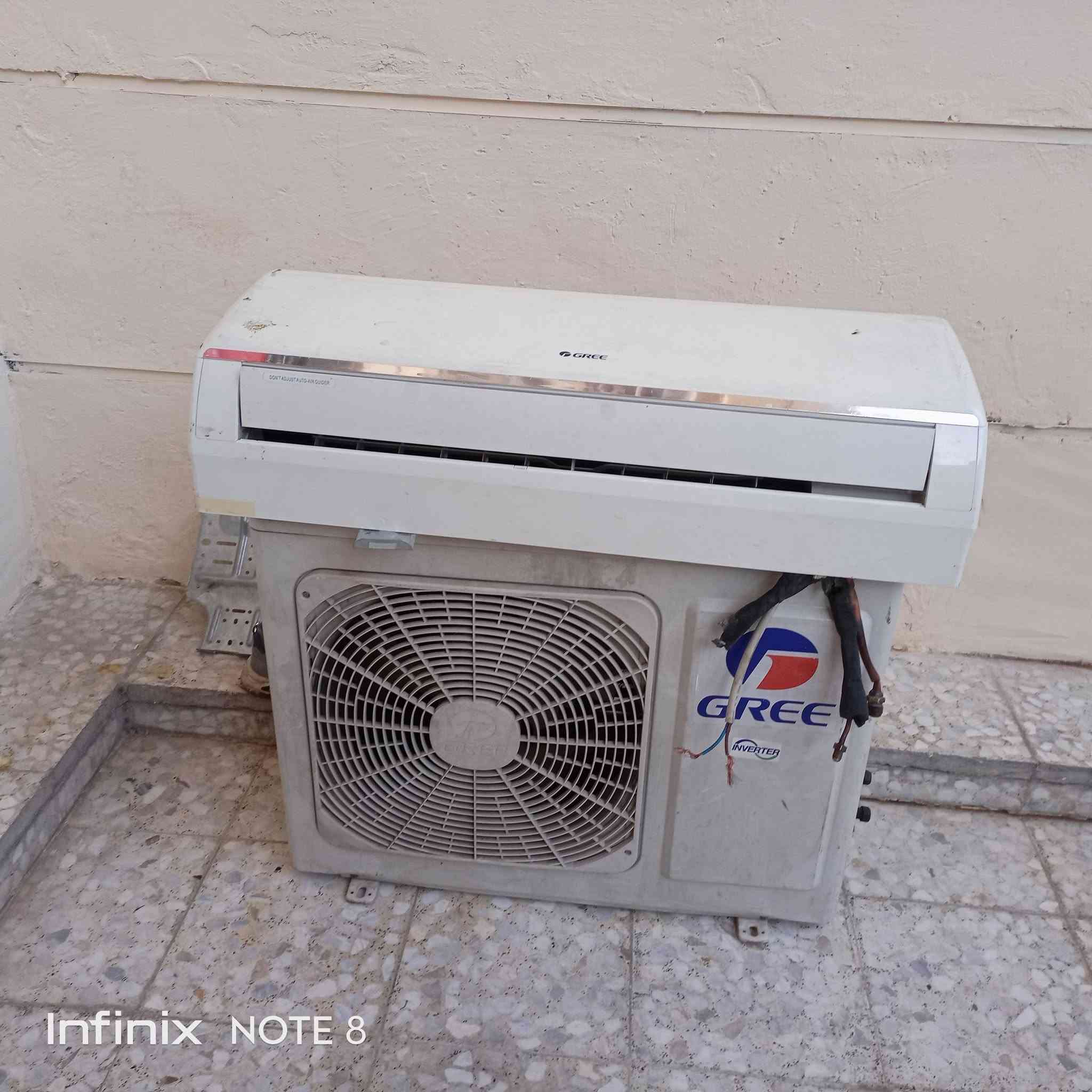 سبلت انكيدتر واحد طن شغال يشتغل علا السحب بكاني بغداد البلديات رقم الهاتف ***********
