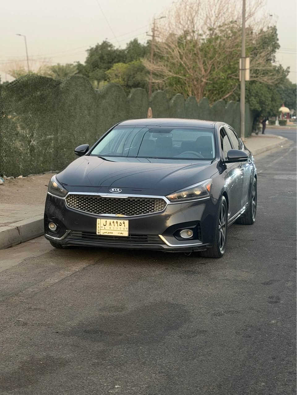 السلام عليكم كيا كادينزا  2019
السيارة فول بستثناء البانوراما 
كراسي كهرباء,كامرة,كراسي تدفئة,بصمة,بصمة ابواب,6سلندر,مري شفط,اشاير بالمري
السيارة بيها اربع قطع صبغ حادثها مال امريكا جاملغ خلفي وباب خلفي بدون دواخل 
السيارة بااسمي تحويلك ثاني يوم مكاني بغداد البياع 
السعر 153$ وبيها مجال جداً بسيط 
للاستفسار:*********** بغداد, العراق
