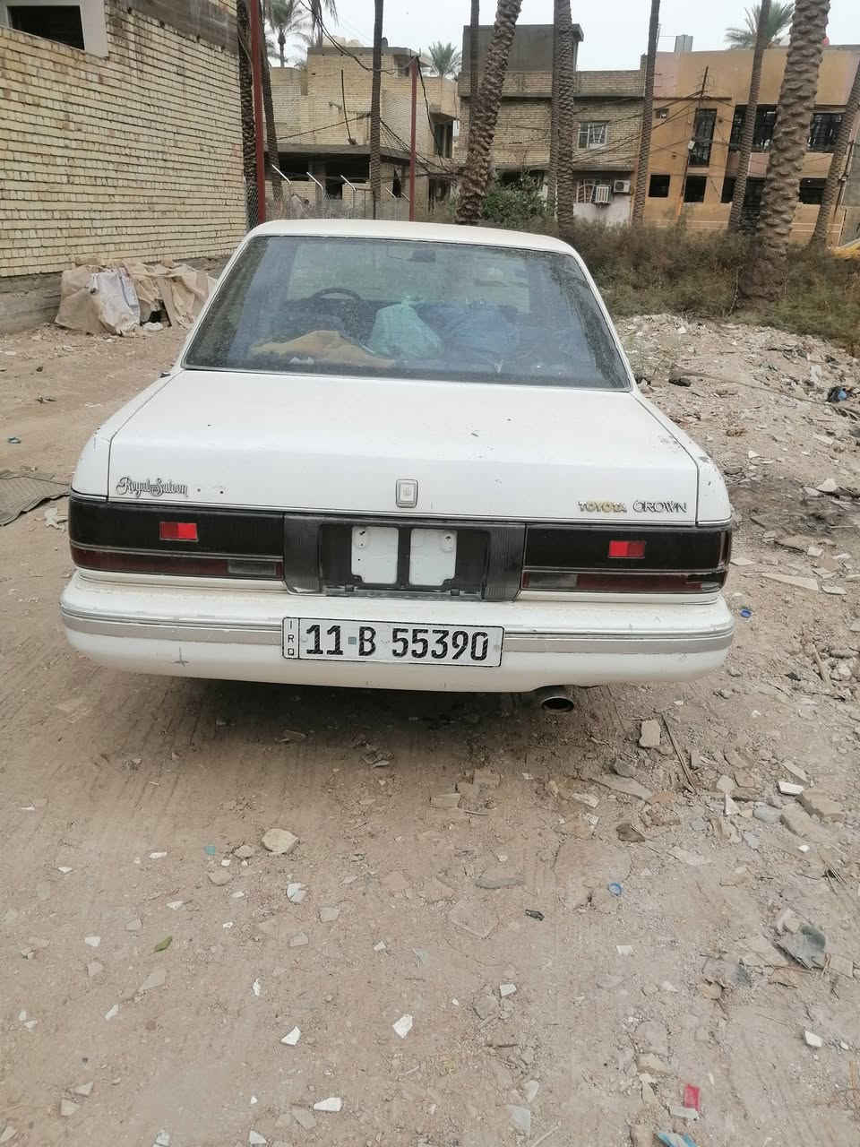سيدان ١٩٩٠ • بدون صبغ • تبريد ثلج