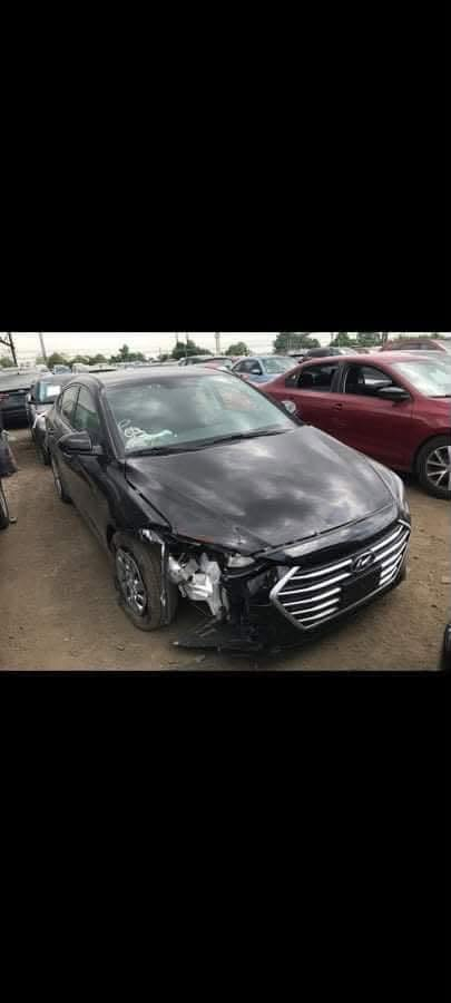 🚗 للبيع هيونداي إلنترا 2018 وارد أمريكي

🔹 الموديل: 2018
🔹 الممشى: 86 ألف
🔹 اللون: أسود
🔹 الحالة:
 • حادث امريكا (دعامية أمامية فقط)
 • بالعراق صار بيها بارد بالجاملغات الخلفية
🔹 المحرك والكير: مكفولات والسيارة بعدها جديدة 

💰 السعر: ١١٤
📍 الموقع: كربلاء

📞 للتواصل: ***********
