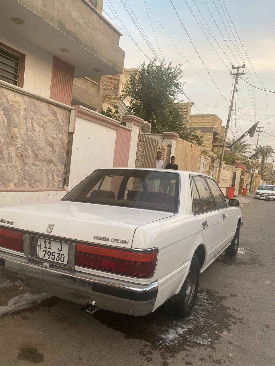 كراون • ١٩٨٨ • قطعتين صبغ