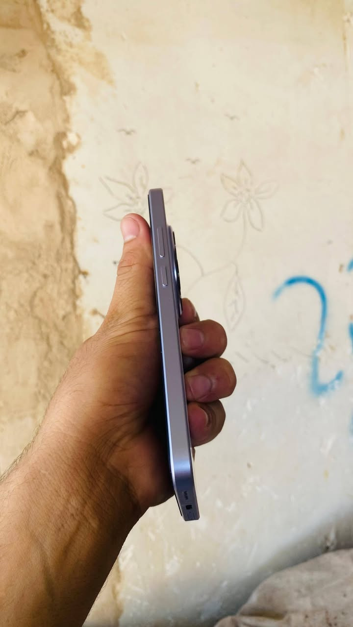 السلام عليكم جهاز غ اض كامله جديد مستخدم شهر مشحون 40 مرا 
🔥 REDMI NOTE 15 PRO 5G 🔥

📱 شاشة AMOLED ضخمة 6.83 إنچ
⚡ معالج Dimensity 7400-Ultra 5G
💾 12GB RAM + 256GB
🎮 أداء قوي للألعاب
🔥 PUBG Mobile حتى 120 فريم*
🖥️ دقة 1.5K + تحديث 120Hz
☀️ سطوع يصل إلى 3200 نيت
📸 كاميرا رئيسية 200MP + OIS
🔋 بطارية 6580mAh
⚡ شحن سريع 45W
📶 يدعم 5G
سعر 400 وبي مجال لشراي حك جيه 
شعندك مراوس الترا 22 وفوك 
مكان عوينات تكريت ***********
