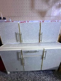 كاونتر وملحق سعر 150 الف وبي مجال بسيط  للاستفسار : 07741742285
