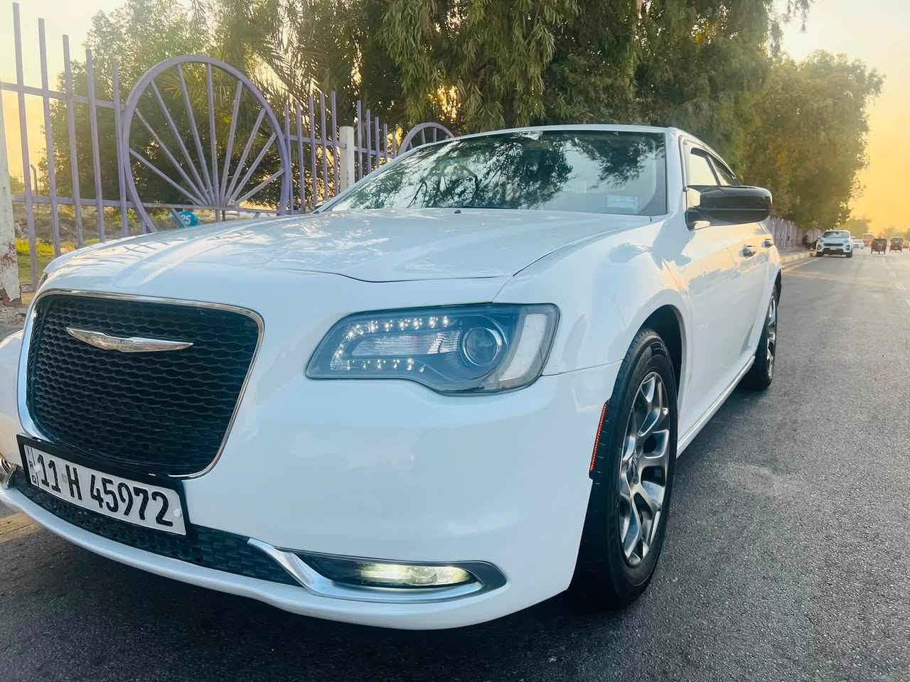 السلام علبكم ،،،
موديل 2018 الحادث مثبت ضمن الصور مع صبغ هلال الجاملغ الامامي جهة الصدر ،، 
عداد 110 مايل ،،
مكان السيارة بغداد الجديدة ( بيع فقط ) 
للاستفسار ***********
