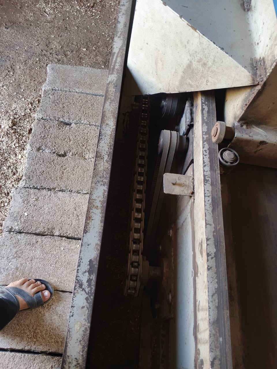 سلام عليكم مكينه مال نشاره سوريه مستخدمه شي قليل مكان ديالى ‏‪***********‬‏
