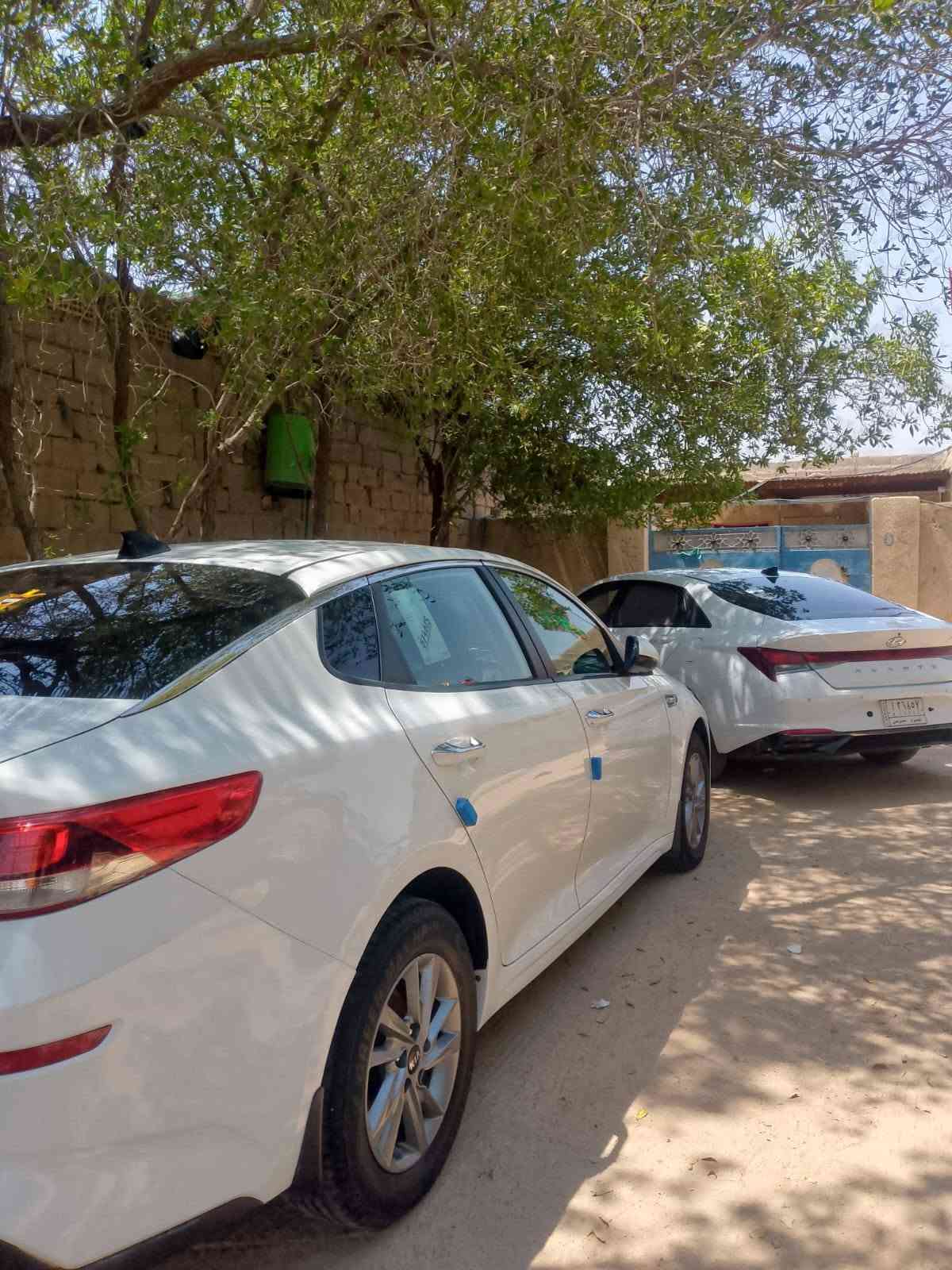 السلام عليكم كيا 5 موديل 21 اربيل سنويه 28 نهايته 
كفاله عامه بيه بارد 
تبريد كشن تدفئه سيارة جديدة ماشيه 85 وقابل للزياده تريد تحويل تريد وكاله السيارة باسم شركه 
سعره 157 مع مجال 
***********
***********
مكاني بصره خور الزبير
