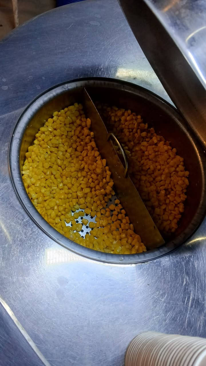 عربانة ذرة • ستيل أصلي • الجادرية