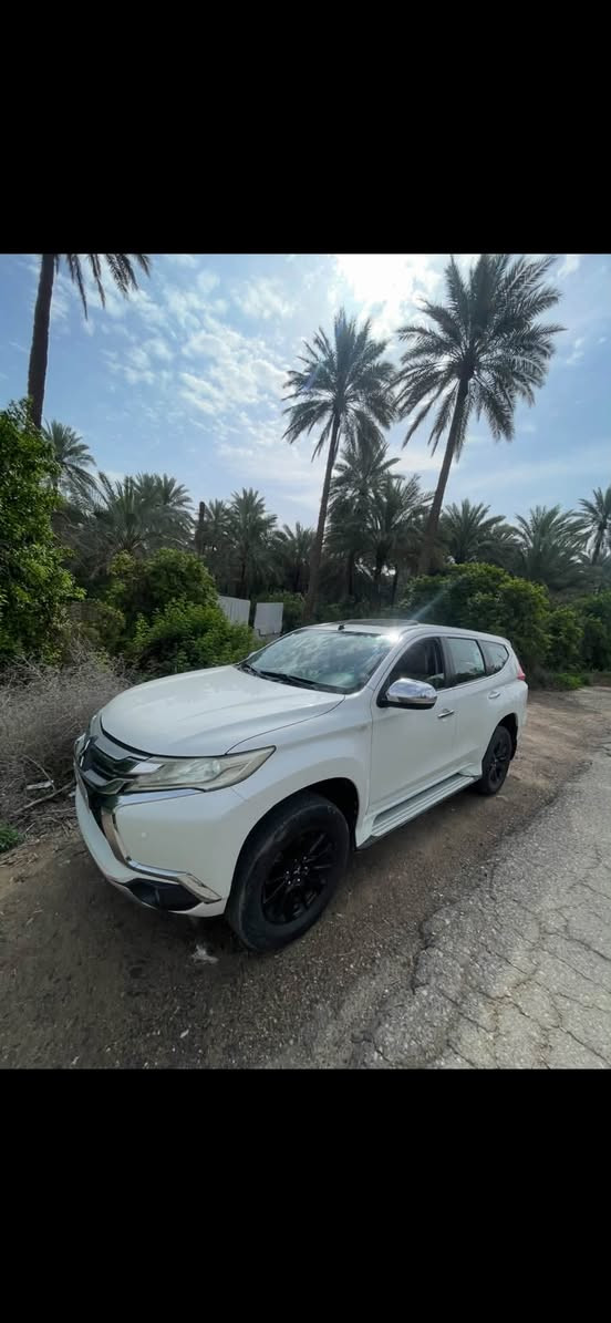 السلام عليكم للبيع أو مراوس
باجيرو منتيرو سبورت  2019

فول مواصفات 

مكفولة كفالة عامة  بدون صبغ بدون تبديل 

رقم اربيل الجديد

            

                  

تحكم ستيرن جهتين 

ناقل حركة 8 سرعات + شفتات 

فتحة سقف سلايد

بصمة تشغيل و ابواب 

فور ويل درايف حقيقي

نظام التحكم بوضعيات الدفع الرباعي

نظام نزول منحدرات 

نظام مانع انزلاق 

رادار منع تصادم 

داخل جلد 

٧ راكب  تكييف مركزي 3

نظام تثبيت السرعة

حساسات أمامي خلفي 

مرايات كهربائية

نوافذ كهربائية ٤ اوتو

شاشه مركزيه تدعم نظام اندرويد اوتو  بلوتوث

كاميرا خلفية 

مكان السياره بغداد الراشديه 

السعر مناسب جداً 

اتصال ع الرقم 

***********
