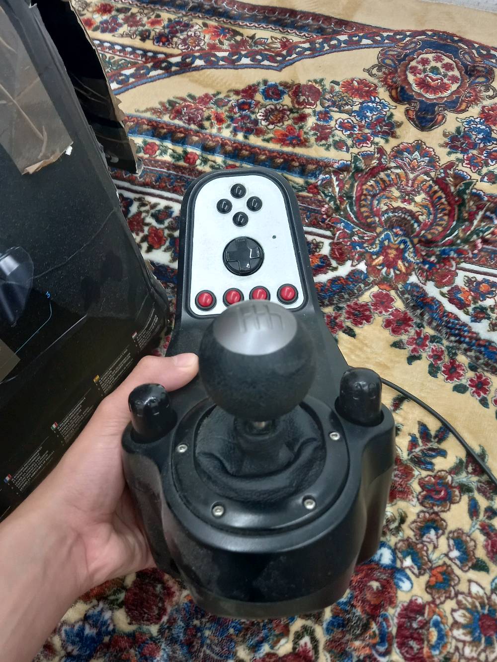 سلام عليكم 
دركسون logetich g27 جديد بل جيس و كامل الملحقات