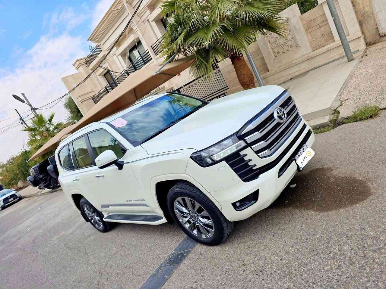 لاندكروز GXR • ٢٠٢٢ • ٤٥٠٠٠ كم