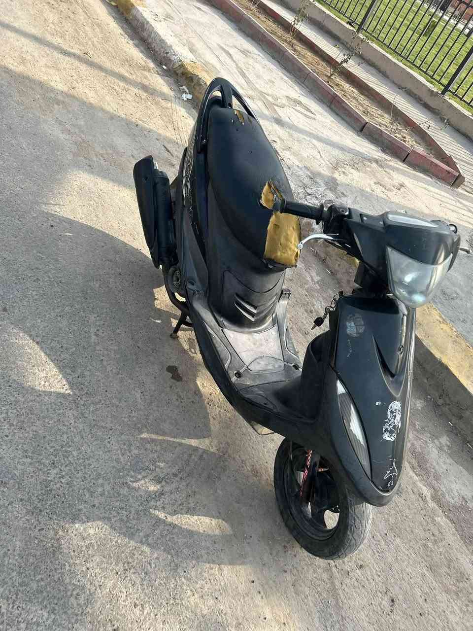 ماكس عدلة • مستعجل