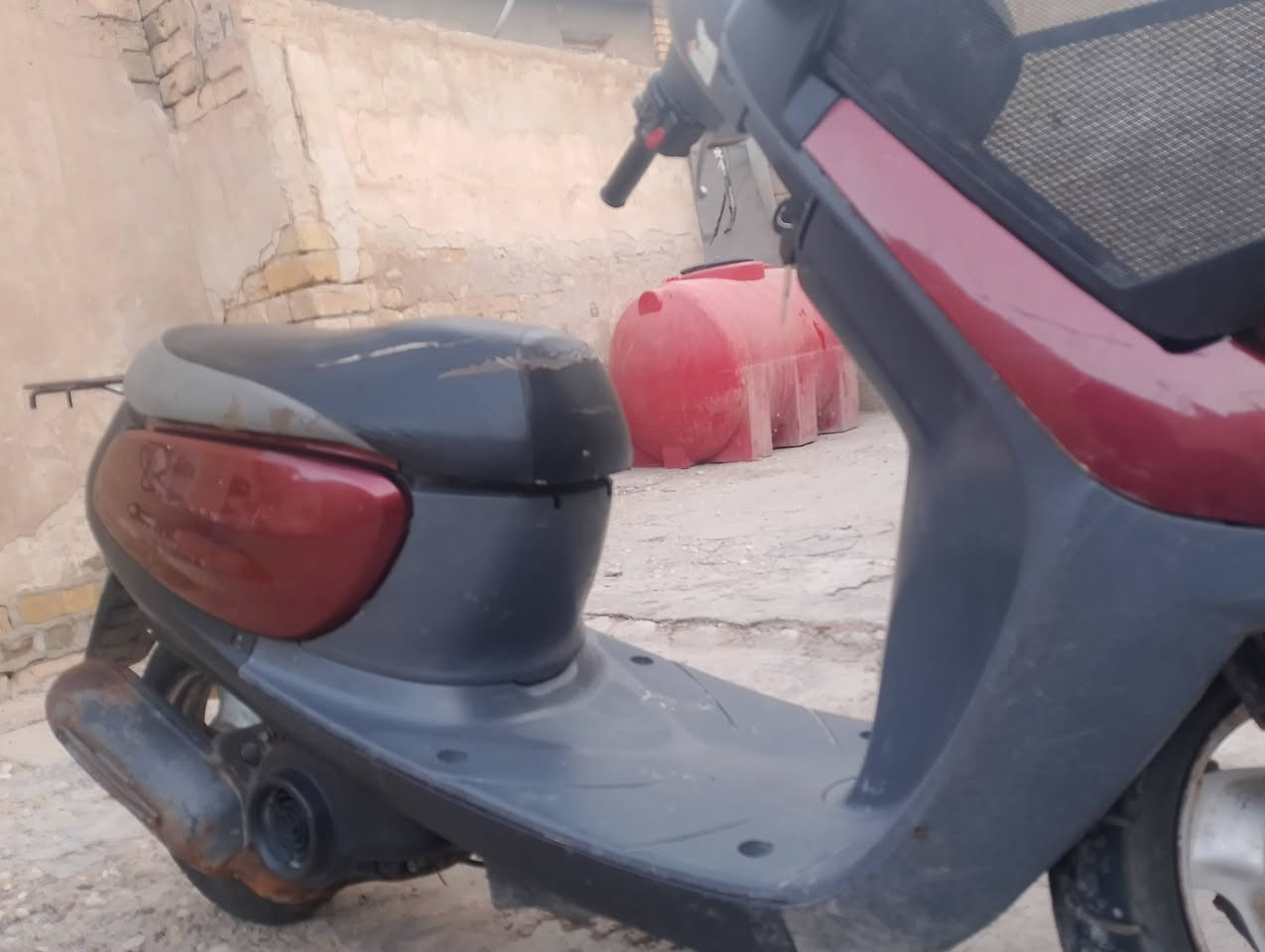 سلام عليكم درجه منغولي 2003 للبيع او مراوس بجهاز دراجه نضيف حيل مكينه خرسه كهربائية كله شغاله سلف هندر اشاير نقص فقط كفر الصفحه دامشي وكع وباتري مكاني كربلاء الكنطره البيضه سعر 300 بيه مجال *********** وبي وتساب
