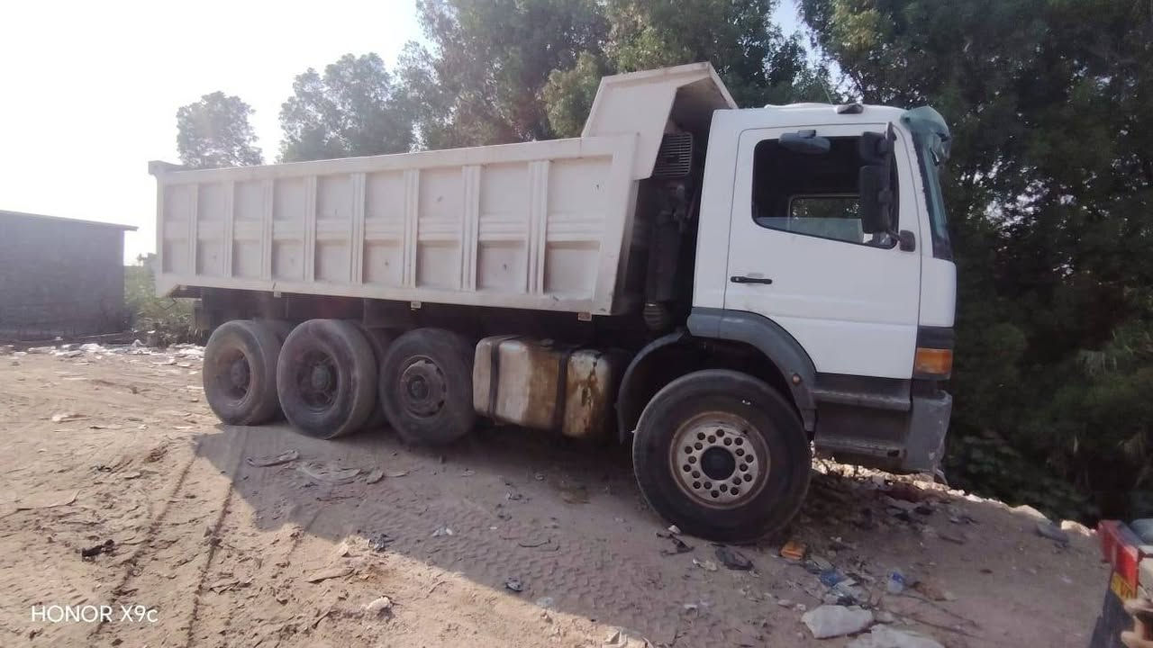 اكسور لبيع موديل ٢٠٠٥ مكان بغداد ***********
