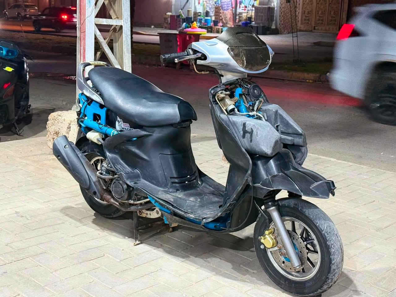 فراشه فحل للبيع سعر خاص مكان شامية ***********
