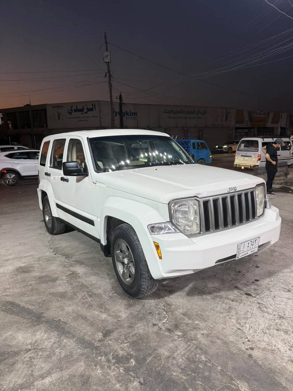 سلام وعليكم البيع جيب لبرتي 2009 مريكي  مكينه 3600V سلندر (6)مكينه مبدله جديده مال حوي مصبوغ صبغ عام اثر جراد وطخطخات حداديه جديده رقم واسط ممياز تحويل ثاني يومً مشروع وطني مكان لسياره بغداد سعر (50) بلش وبيه مجال تصال ***********
