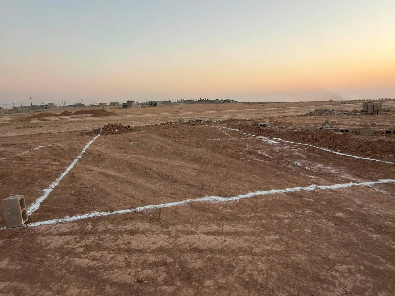 قطعة ارض للبيع زراعي بالصيادة مساحة 150 خلف مستشفى العتبه ع سايدين الجديد مقابل المجمع بوابة كركوك واجهه 7 ونص والعمق 20 متر مضمون واصولي سعرها 5 ملايين قفل للأستفسار ***********
