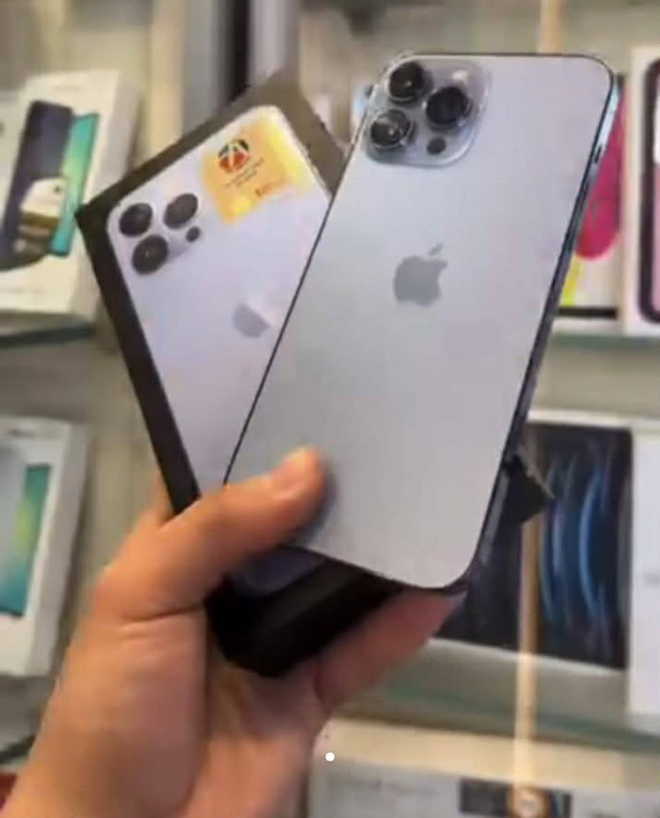آيفون ١٣ برو ماكس • ذاكره ٢٥٦ • بطاريه ٨٥%