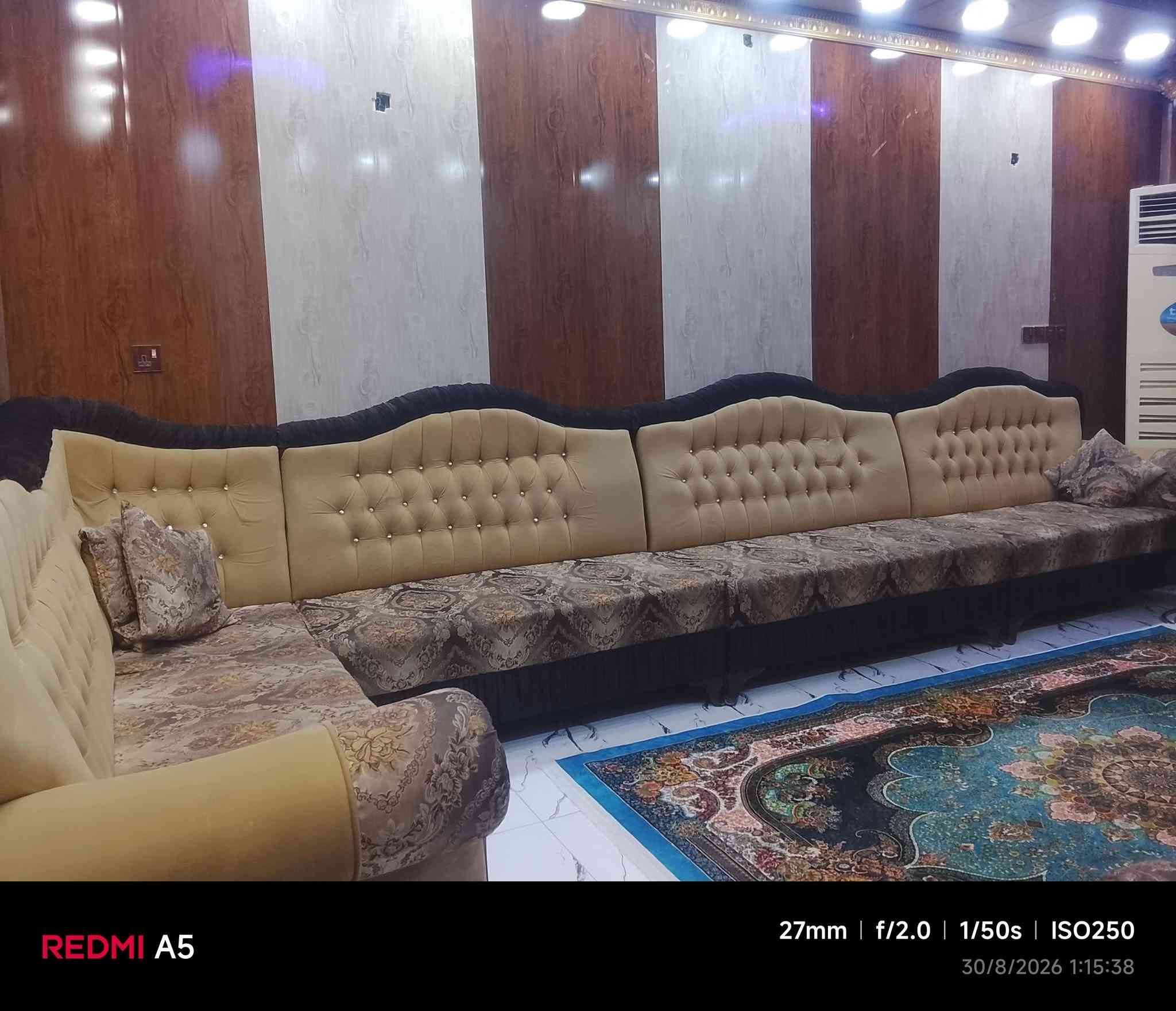 ديوان نضيف 14متر للبيع سعره 600ميسان مغربه واتساب ***********
