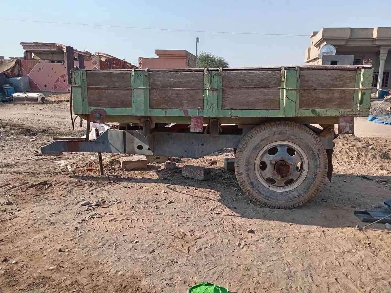 عربانه للبيع
السعر مليون و100  وبيها مجال
***********
صلاح الدين بيجي
