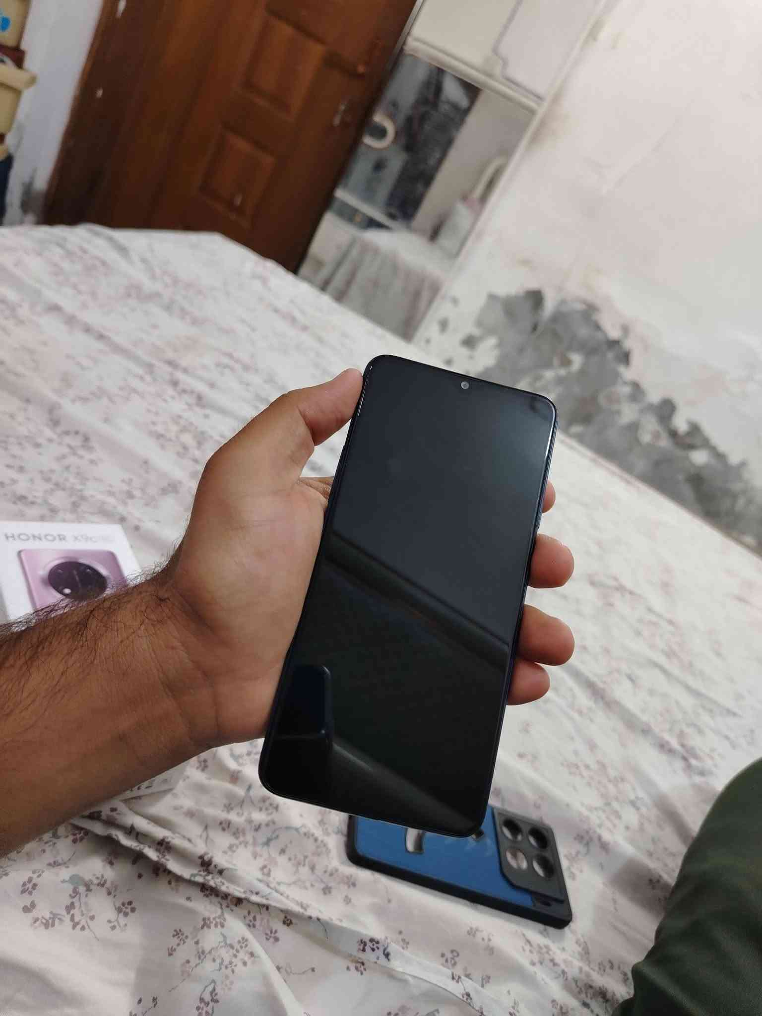هونر ٩ سي ذاكرة ٢٥٦ ول داخلية ١٢ جهاز مكفول جهاز ما بي نقص مال بيت نضافة ٩٠ بل ١٠٠ سعرقفل ٣٠٠ بدون عملة ابد جهاز ثاني كلكسي اي ٢٠ اس مكفول ذاكرة ٣٢ سعر قفل ٦٥ الف عنوان ساحت الوثبة يم شورجة ***********
