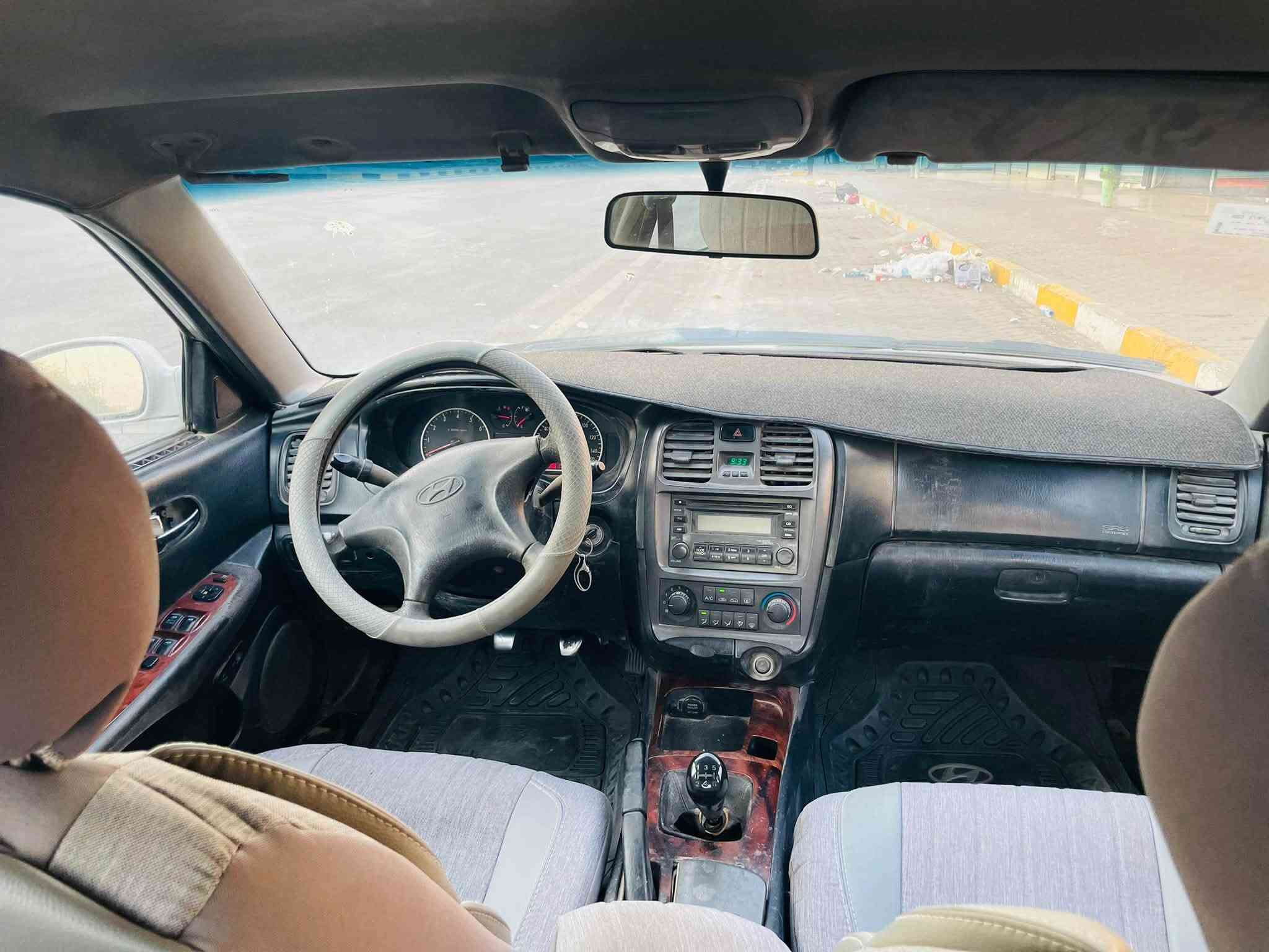 للبيع هيونداي سوناتا 2002
مكينة 2000
 4 سلندر 
گير عادي
رقمها بغداد
السيارة بيها أماكن جراد يحتاجلها فقط صبغ وترتيب
مكانها بغداد -العامرية
السعر 48 ورقة بيها مجال بسيط
للاستفسار ***********

نص مكتوب في الصور:
- 7:10 PM
- 7:11 PM