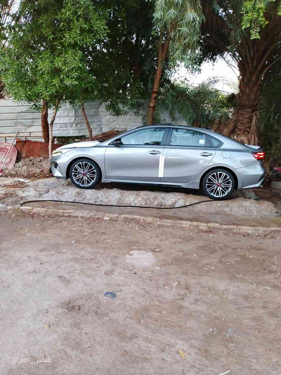 سلام عليكم
للبيع كيا فورتي جي تي فول مواصفات فتحه سقف بصمه
كشنات جلد تبريد قطعتين شاشه كبيره كاميرا دواره
موديل 2023 رقم بغداد حره بسمي كير عادي 7نمر 
لد امامي +خلفي محرك 1600توربو حادث طرف البنيد وشويه بلجاملغ الامامي بدون تبديل ويل كب حجم 18
للبيع او مراوس 
السعر 143وبيه مجال 
رقم الهاتف ***********
رقم الهاتف ***********
