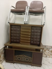 ميز مكتبي • كراسي جدد
