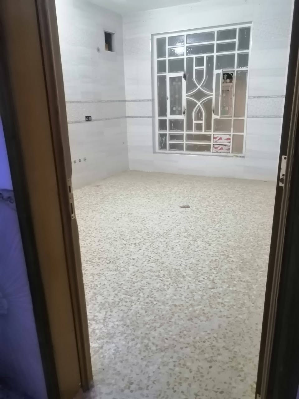 _دار للبيع مساحة 240متر طابو زراعي سند 25

_الموقع: الطهمازيه قريب على العلويه شريفه بنت الحسن(ع)، قريب على الشارع العام

_مواصفات الدار طابق واحد.. بناء حديث كامل من النواقص

_الطابق: 
غرفيتن نوم.. هول.. استقبال.. مطبخ.. مجمع صحيات

_للأستفسار مراسله الصفحه أو الأتصال على الأرقام التاليه: 
***********
***********
