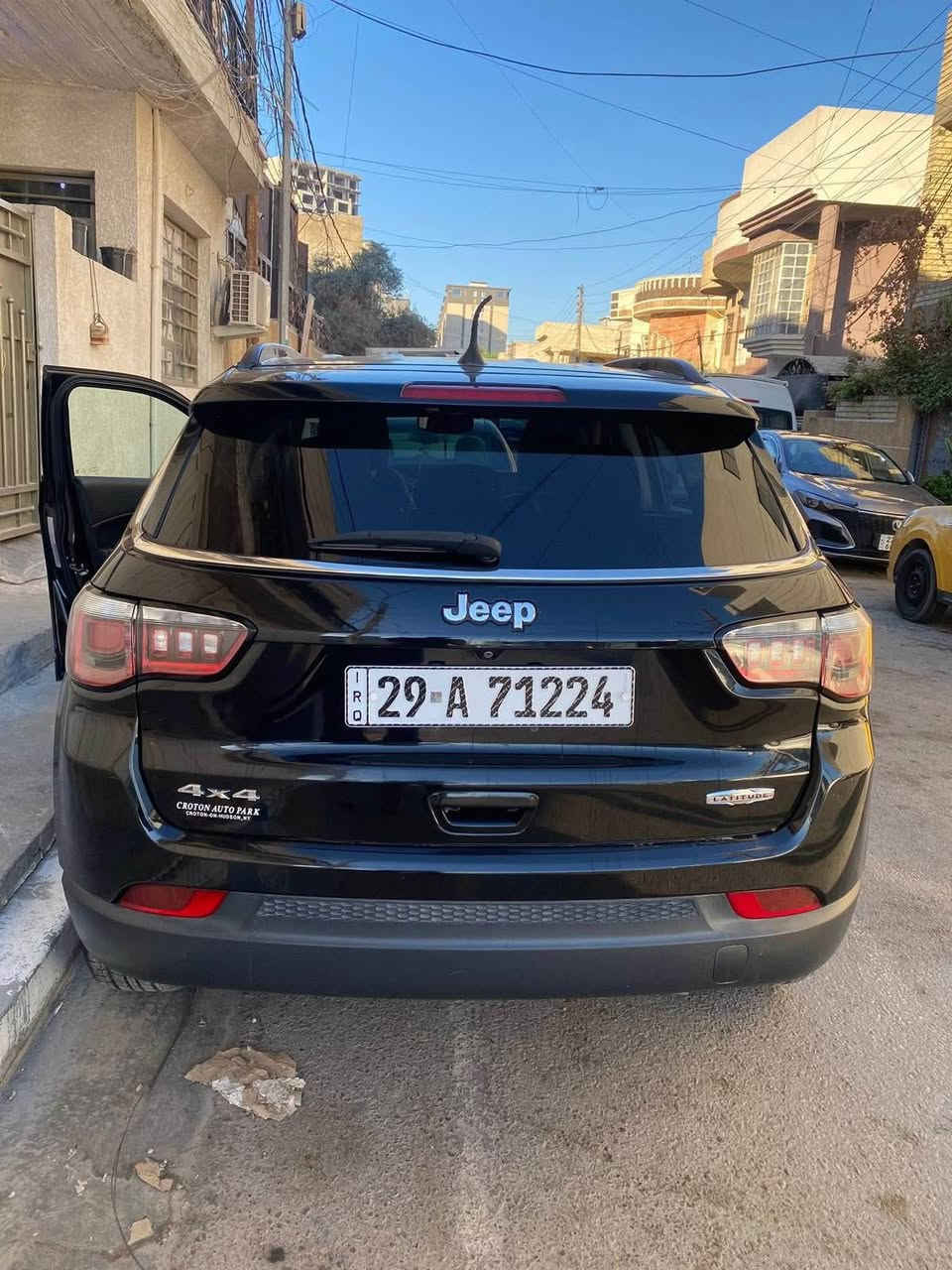 وارد امريكي حادث خفيف 
فقط تصليح بارد وتكحيل 
راديتر جديد تبريد جديد 
للتواصل 
*********** بغداد, العراق
