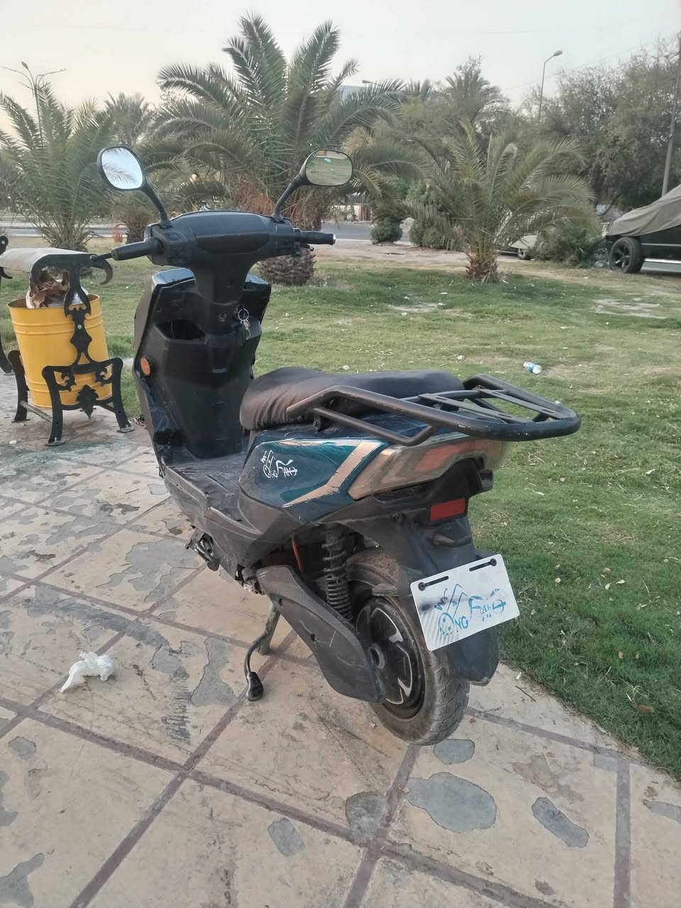 سلام عليكم دراجه سكنس شحن موديل. 2025.   بطاريات. قبل. 8.ايام. شديتهن سيت كامل جديد كلفت 240 الاف. 65. كيلو. بشحنه وحده. بصمه تشغيل عن بعد نضام حمايه سرقه. نضام. R  رجوع للخلف لايت زينون. سعر 400. الاف. بيه مجال بسيط. مكاني بغداد. رقم. ***********
