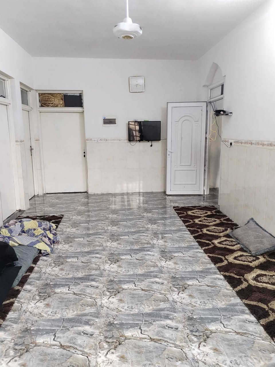 السلام عليكم بيت لبيع خلف أسواق ابو علي 240متر يم جامع الرشيد سعر البيت 90مليون الطابق الأول 2غرف نوم +هول +ستغبال+مطبخ +صحيات
السلام عليكم بيت لبيع خلف أسواق ابو علي 240متر يم جامع الرشيد سعر البيت 90مليون الطابق الأول 2غرف نوم +هول +ستغبال+مطبخ +صحيات

الطابق الثاني غرفه نوم +هول +ستغبال+صحيات
***********

***********
