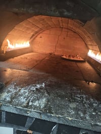 فرن للبيع للستفسار 07776864977