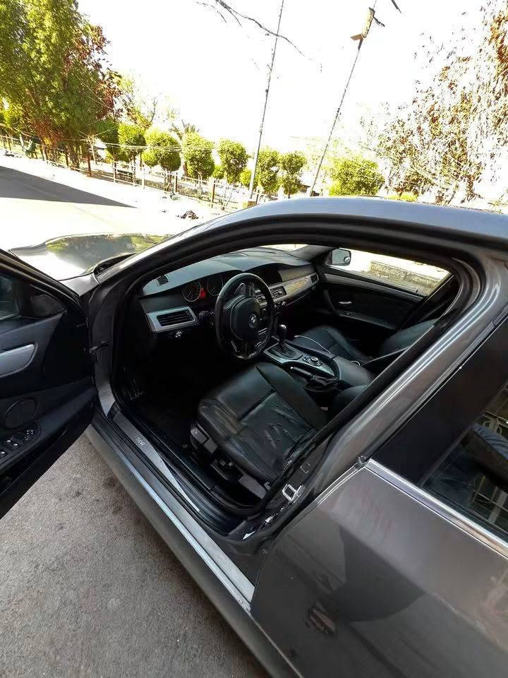 BMW. 2009,,  530. مال صقر. فول مواصفات مال جناي
بي ام ميماتي 2009. كيرمحرك مال صقر. 
كير محرك خير من الله صدر حدادية أمامية 
كهربائيات فول مواصفات لايتات بلاجك تؤر كولا زينؤن 
كشن جلد كهربائي كشن خزم شاشة بيلادي ماوس 
بي 3,قتعة بس بغ بدون دواغل ،4ويل جيدي ويا تأيرات 
بانؤ رامه دبل كيج كزؤز سيستم بيلاد مسجل6سيدي بؤكس 
تحويل وكاله. غرامات بشرت 
سنوي ساقت 2019.  
بيع اومراوس.   حسب قناعة. مكاني اربيل 
***********بي واتساب 
*********** أربيل, العراق
