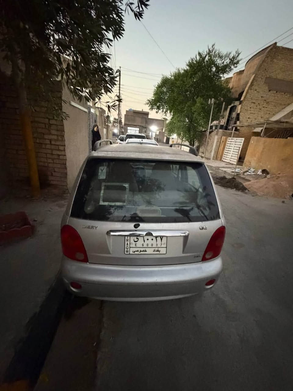 للبيع كيو كيو موديل ٢٠١٣
سيارة نضيفه بيها نقوصات بسيطه رايدها ب ٣٣ و بيها مجال بسيط كلش العنوان الغزالية الرقم ***********
