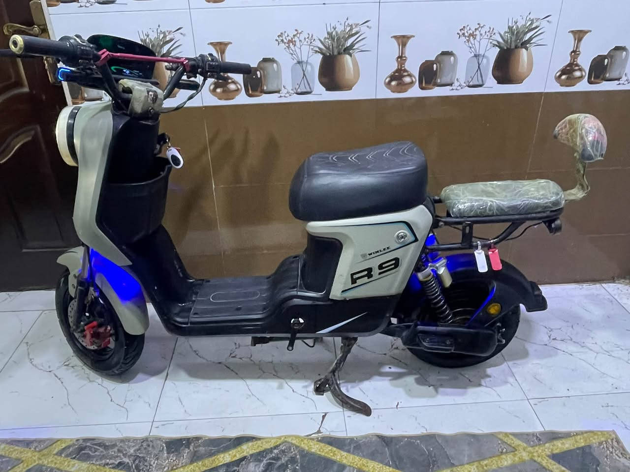 r9 • ٥ بطاريات • بطاريات منتفخه