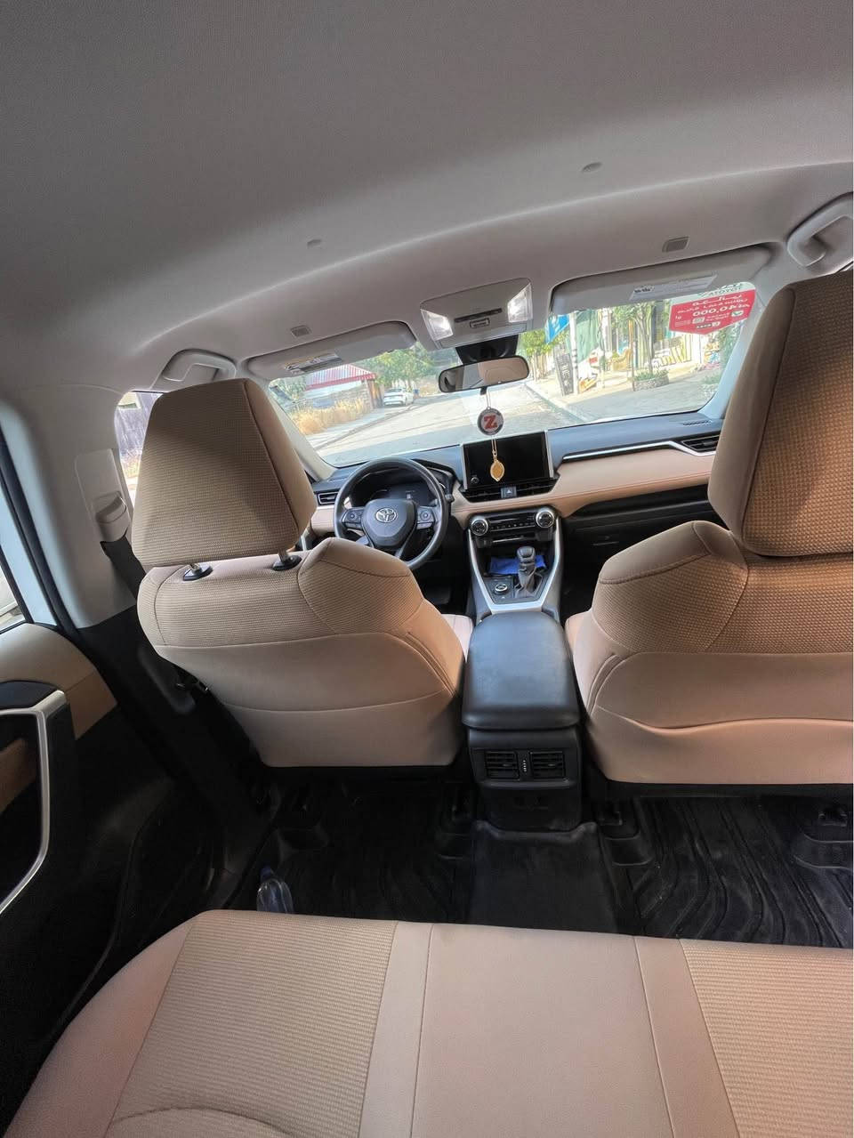 TOYOTA RAV4 موديل 2025 سپي هايبريد ده بل اكسن دوو بوست سبخ بوستك جملوغ سوبته ك بولند بئ ارباك بئ داخلي داخلي و ارباك بشه رت نه ڤه بونه 
*********** عميدي, دهوك
