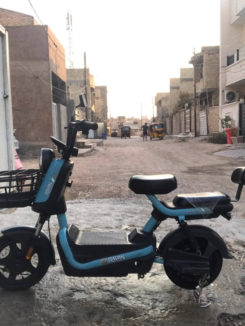 سلام عليكم دراجة ريان حجم 14دراجة جديدة استخدام كلش قليل بيهةعطل البريك الخلفي عطلان والستان الصفح واكع موجودة كل غراض الدراجة بيع الدراجة محتاج السعر 175بيهة مجال لشراي مكاني الغزالية الهياكل اي استفسار اتصل علة الرقم***********
