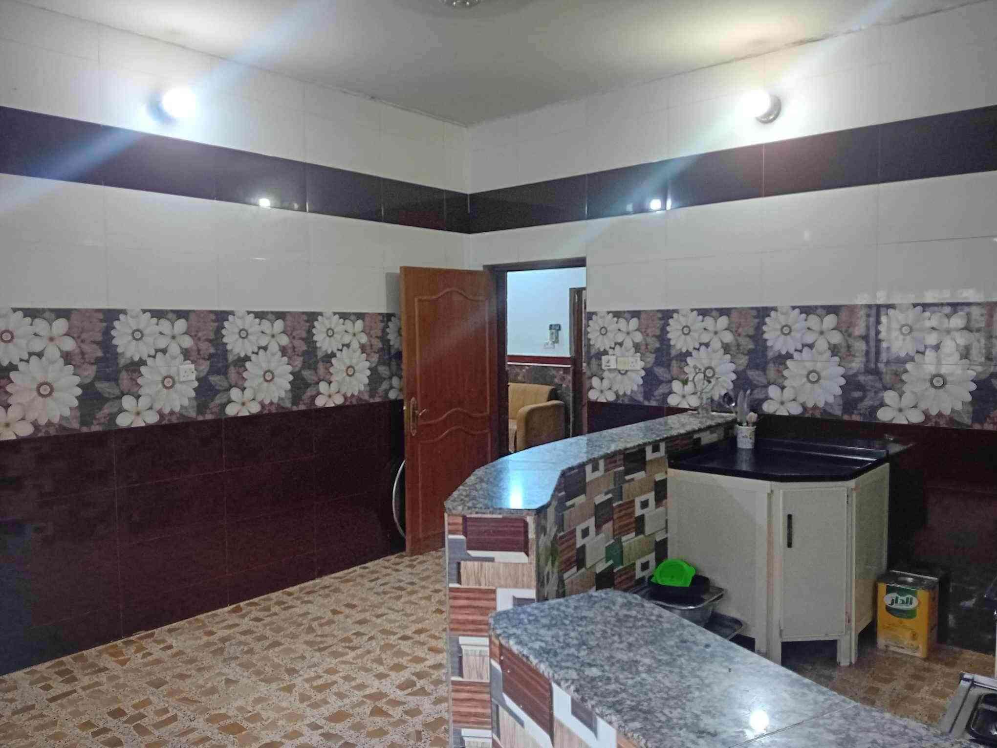 لبيع  مساحه 200متر الموقع حي طياره  طابو زراعي سند 25  قرب شارع 25
السعر وتفاصيل اتصل على هذ ا الرقم ***********
