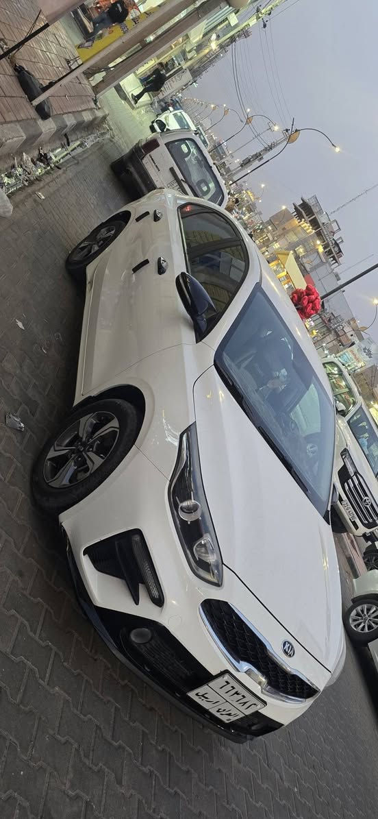 سيراتو 21محرك 1600 فول عده الفنح وباقي الموصفات معروفه مكاني نجف ***********pوتساب
