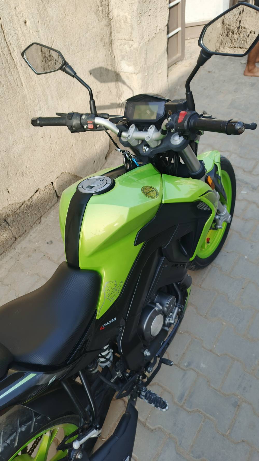 بنلي 180s • ٢٠٢١ • ٥٥٠٠٠