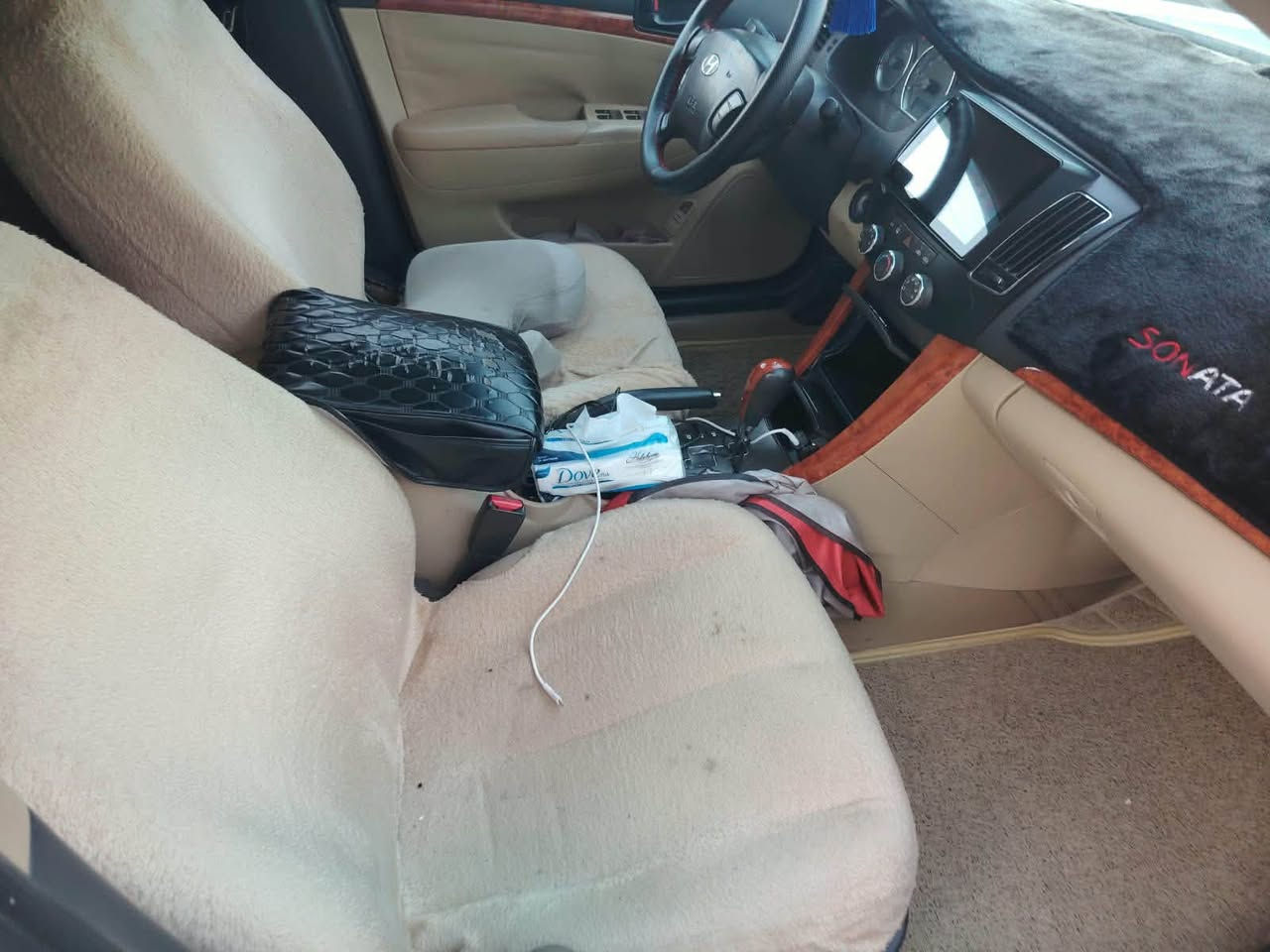 سلام عليكم
سوناتا امريكي موديل 9 شاشة  كامره دواره 
تبريد ثلج تخم تاير داخل بيجي سونار مرفوق بل نشر 
سعر 105 وبيها مجال بصيط 
ستفسار 

‭***********‬ ‭

‭***********
