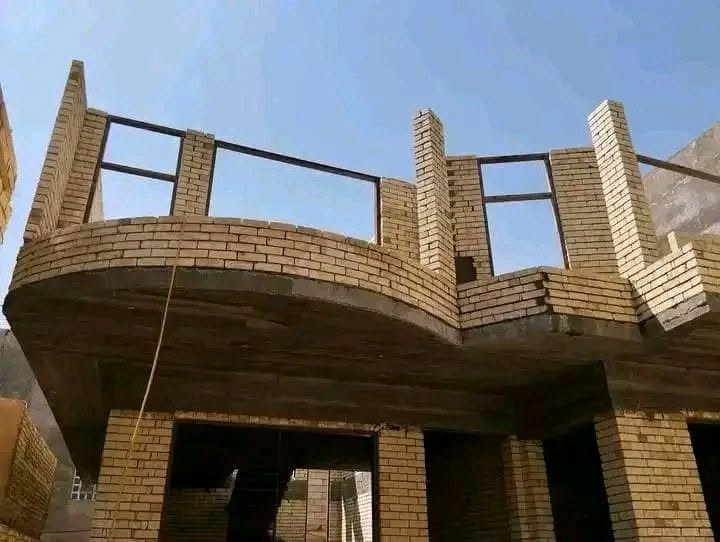 خلفه بناء طابوق درجه اولى ستلام مهندس 
***********
